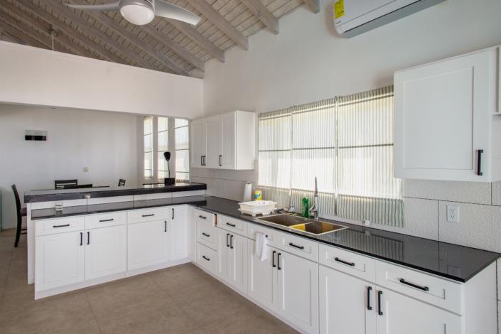 Image No.9-3 Bed Villa / Detached for sale