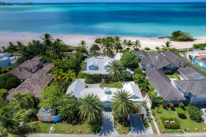 Image No.3-Villa de 5 chambres à vendre à Jolly Harbour