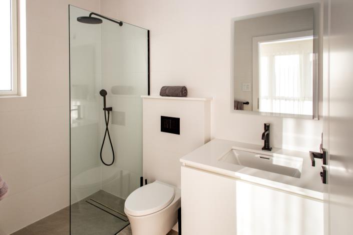 Image No.23-2 Bed Apartment for sale