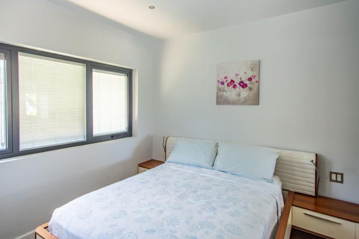 Image No.24-6 Bed Villa / Detached for sale