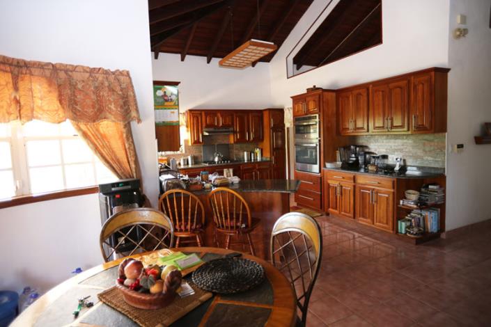 Image No.8-3 Bed Villa / Detached for sale