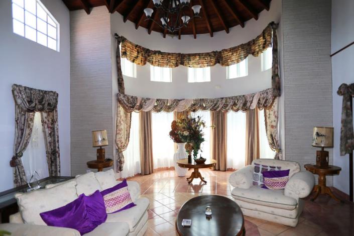 Image No.5-3 Bed Villa / Detached for sale