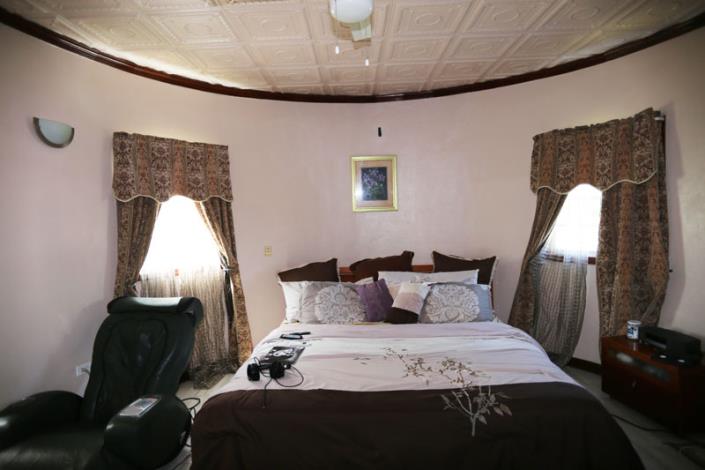 Image No.11-3 Bed Villa / Detached for sale