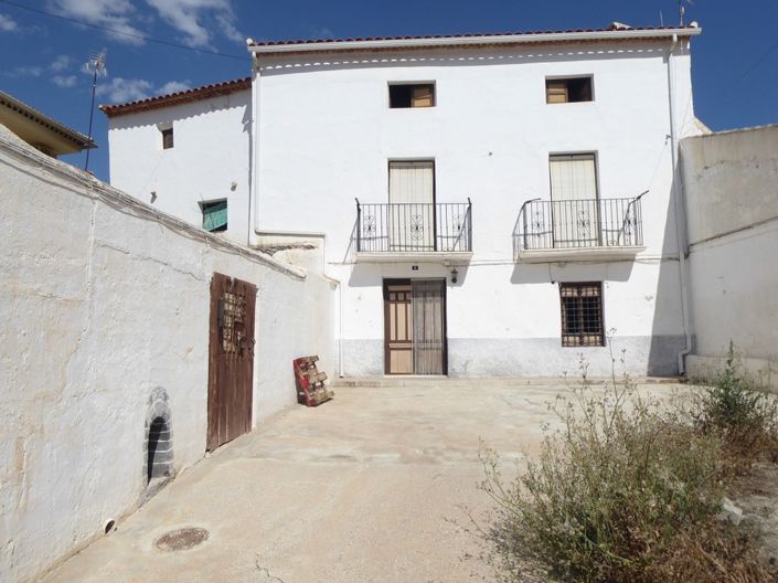 Image No.3-6 Bed Property for sale