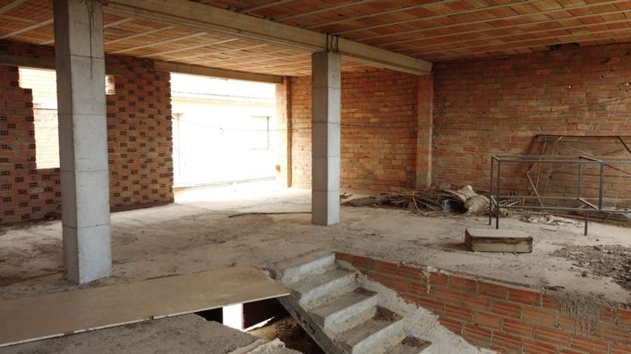 Image No.35-5 Bed Property for sale