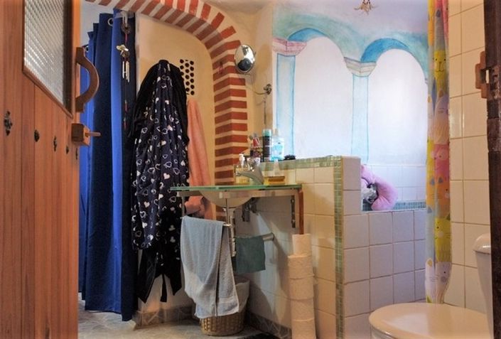 Image No.30-Maison de 4 chambres à vendre à El Margen