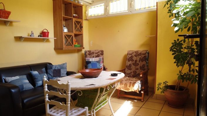 Image No.10-3 Bed Property for sale