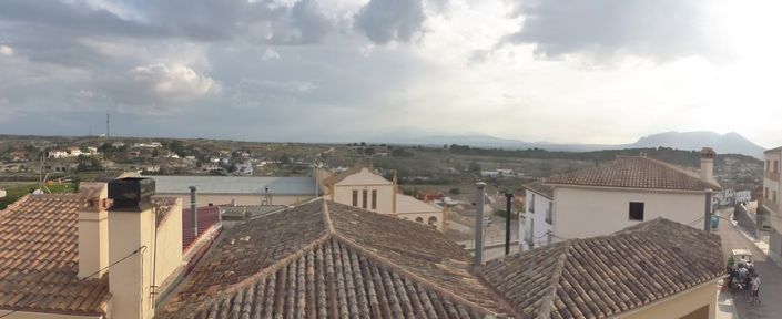 Image No.24-4 Bed Property for sale