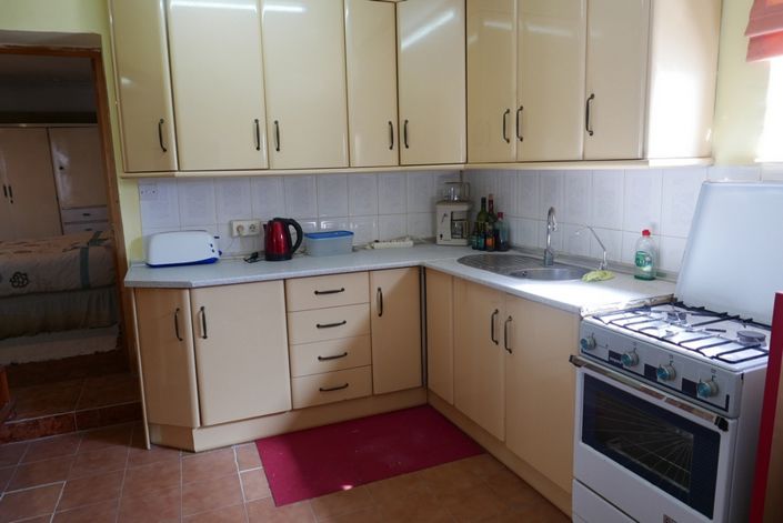 Image No.13-7 Bed Property for sale