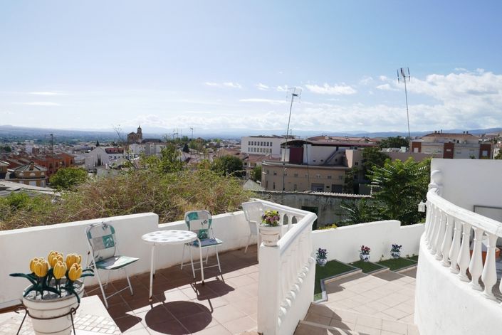 Image No.47-7 Bed Property for sale