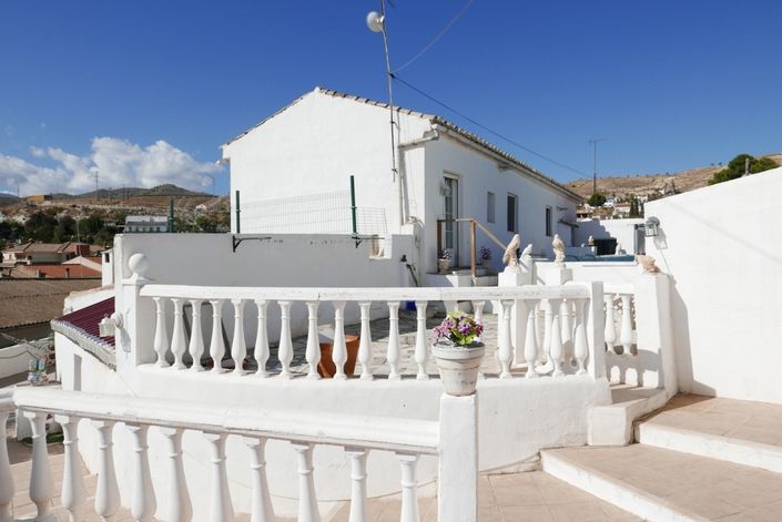 Image No.48-7 Bed Property for sale