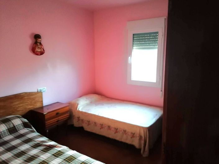 Image No.11-3 Bed Property for sale