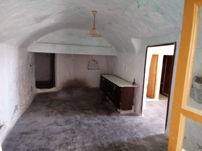 Image No.22-6 Bed House for sale