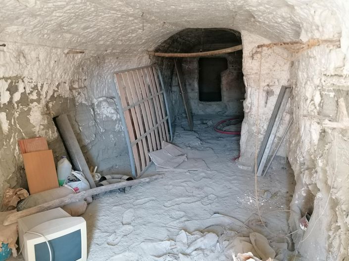 Image No.28-6 Bed House for sale