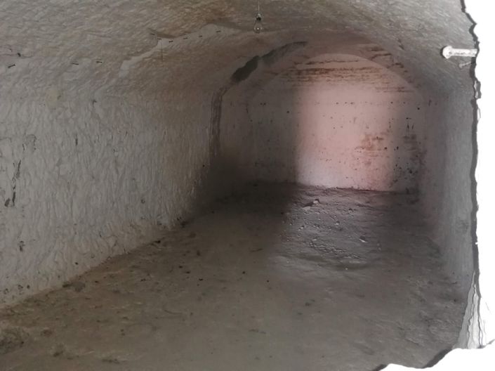 Image No.32-6 Bed House for sale