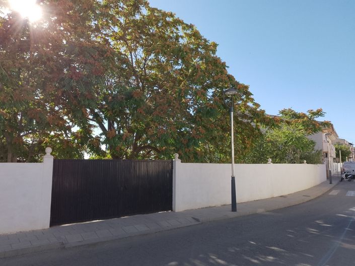 Image No.4-6 Bed Property for sale