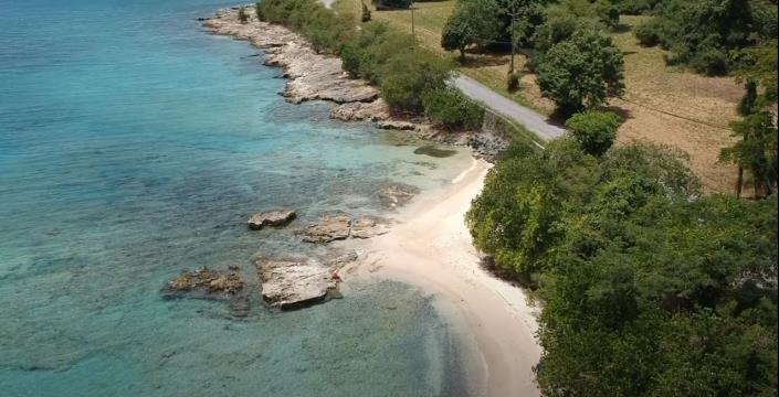 Image No.2-Terre à vendre à St Croix