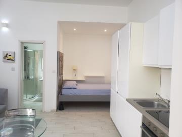 D2-OVERALL-AND-SHOWER