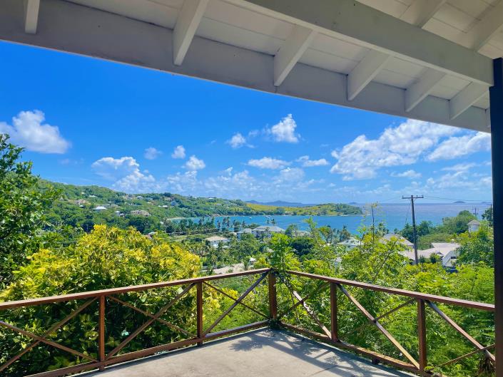 Image No.2-Villa de 2 chambres à vendre à Friendship Bay