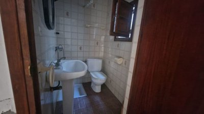 1bda6e27-74bb-4d75-b5f5-d3d447460b06