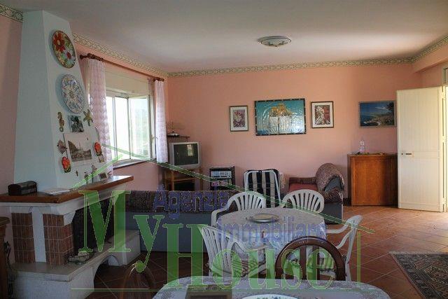 Image No.2-3 Bed Villa for sale