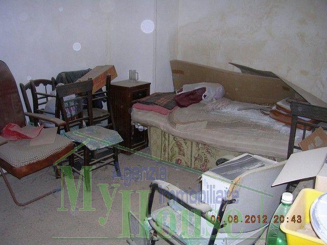 Image No.26-3 Bed Townhouse for sale