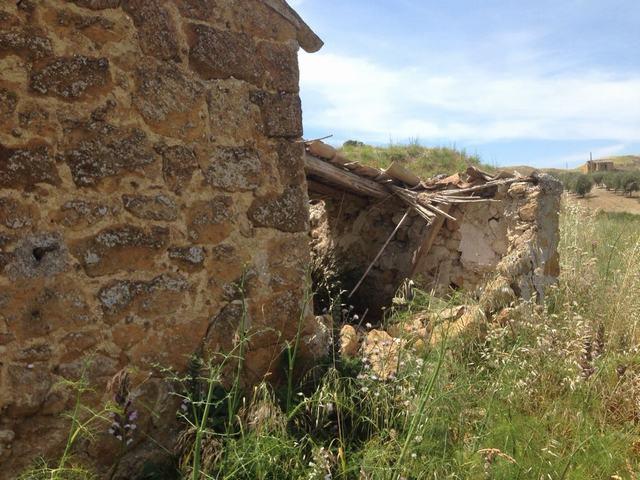 Image No.18-1 Bed Country House for sale