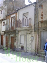 1 - Cianciana, Townhouse