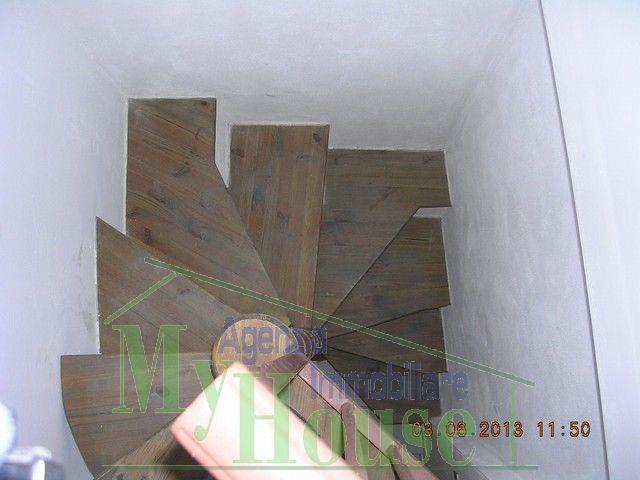 Image No.8-2 Bed Townhouse for sale