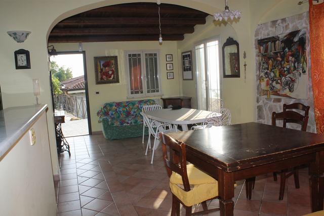 Image No.5-2 Bed Villa for sale