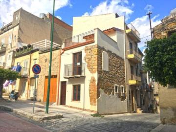 1 - Cianciana, Townhouse