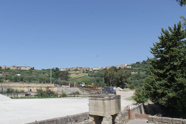 Image No.14-2 Bed Country House for sale