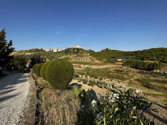 Image No.11-2 Bed Villa for sale