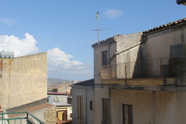 Image No.6-3 Bed Townhouse for sale