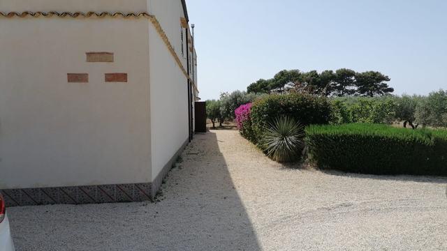 Image No.32-4 Bed Villa for sale