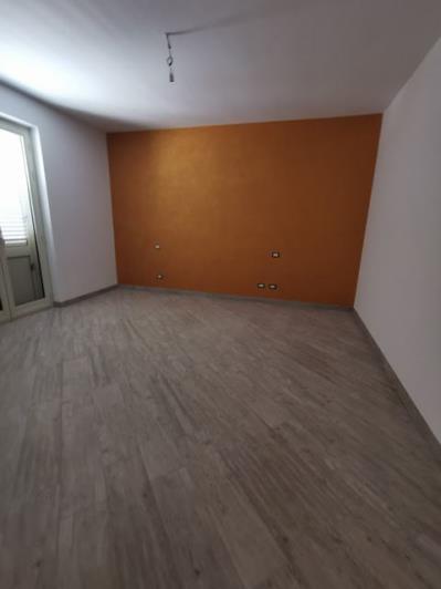 Image No.22-2 Bed Apartment for sale