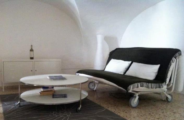 Image No.25-3 Bed Townhouse for sale