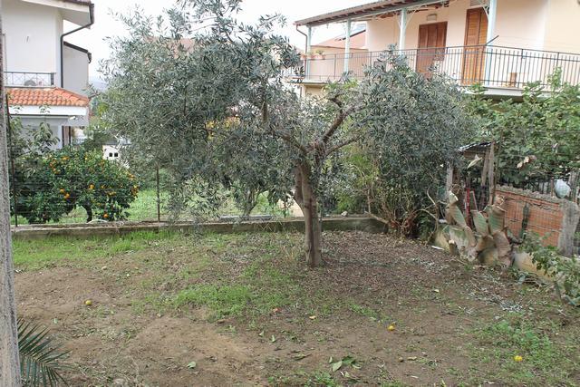 Image No.7-4 Bed House for sale