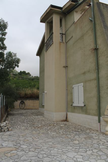 Image No.39-4 Bed Villa for sale