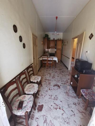 Image No.13-2 Bed Townhouse for sale