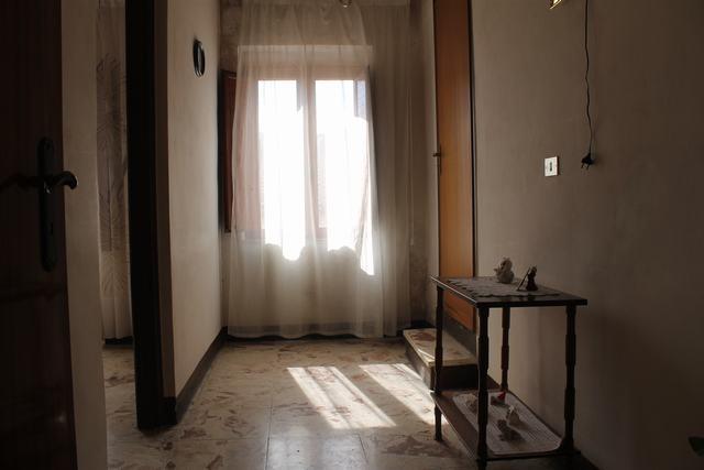 Image No.12-3 Bed Townhouse for sale