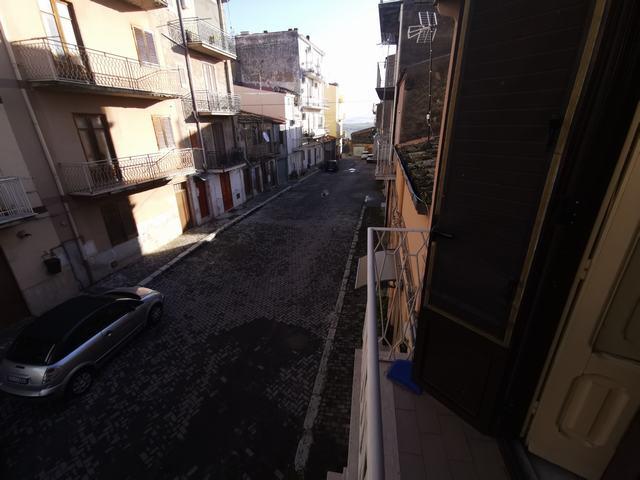 Image No.25-3 Bed Townhouse for sale