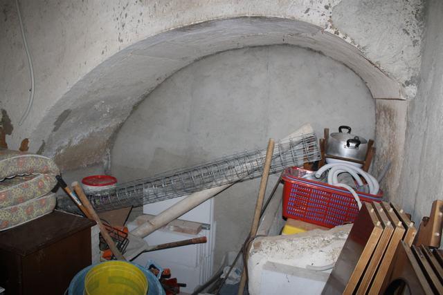 Image No.18-2 Bed House for sale