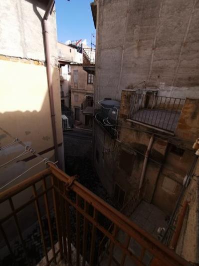 Image No.32-3 Bed Townhouse for sale