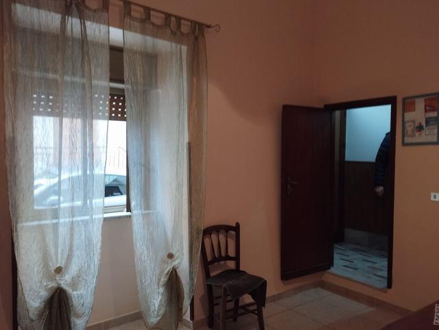 Image No.20-2 Bed Townhouse for sale