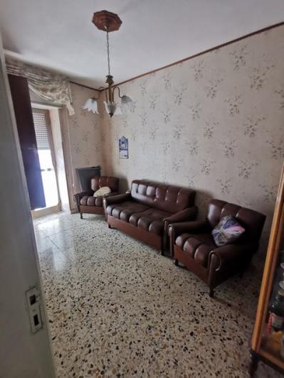 Image No.19-2 Bed Townhouse for sale