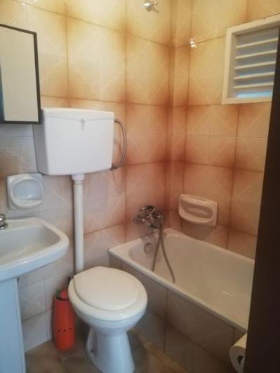 Image No.14-3 Bed Townhouse for sale