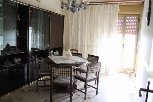 Image No.11-3 Bed Townhouse for sale