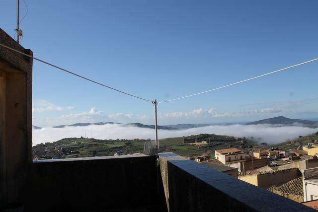 Image No.15-3 Bed Townhouse for sale