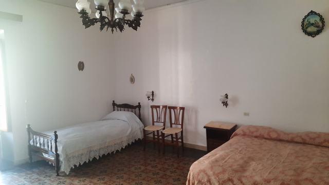 Image No.7-2 Bed Townhouse for sale